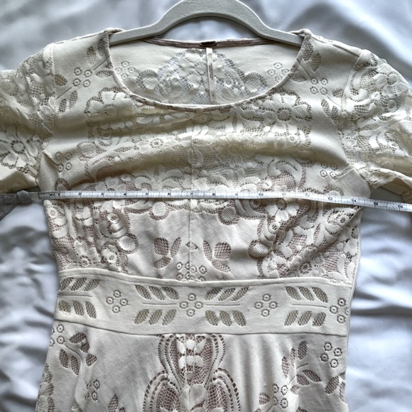 Free People Lover's Folk Song Lace Open Back Bell Sleeve Boho Ivory Cream Dress - Picture 4 of 4